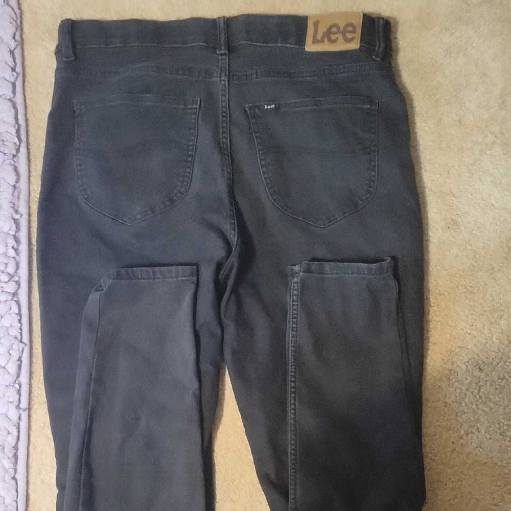 Lee Women's Dark Gray Skinny Jeans - Picture 2 of 2